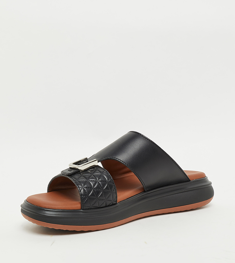 Textured Arabic Sandals