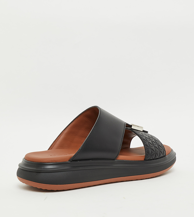 Textured Arabic Sandals