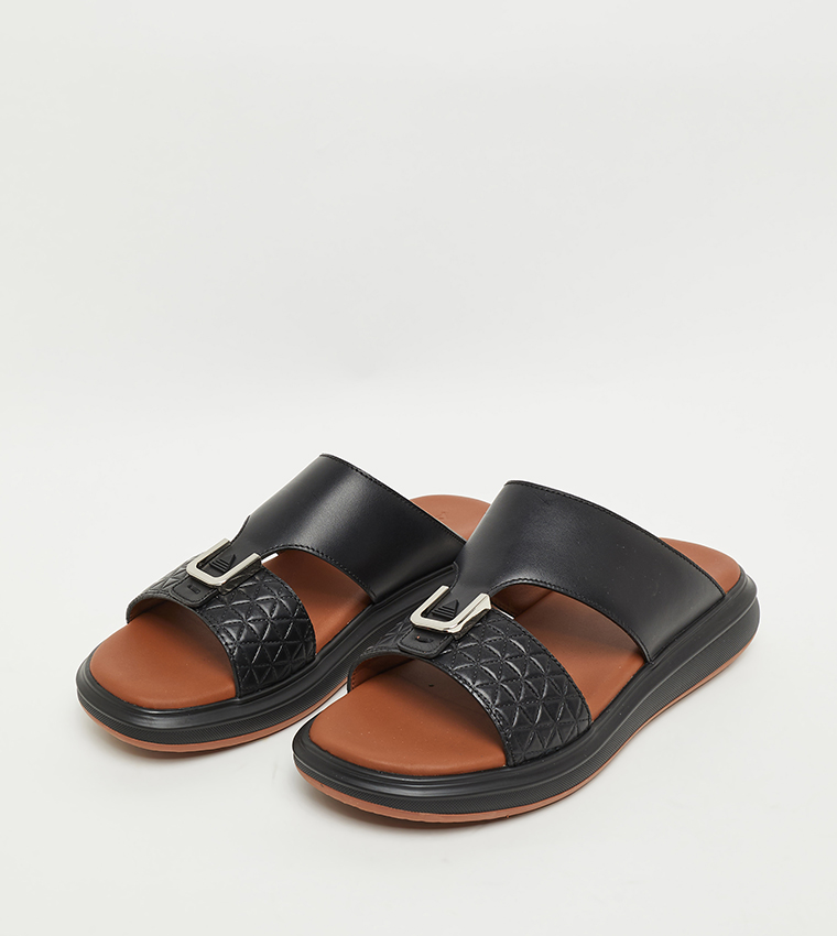 Textured Arabic Sandals