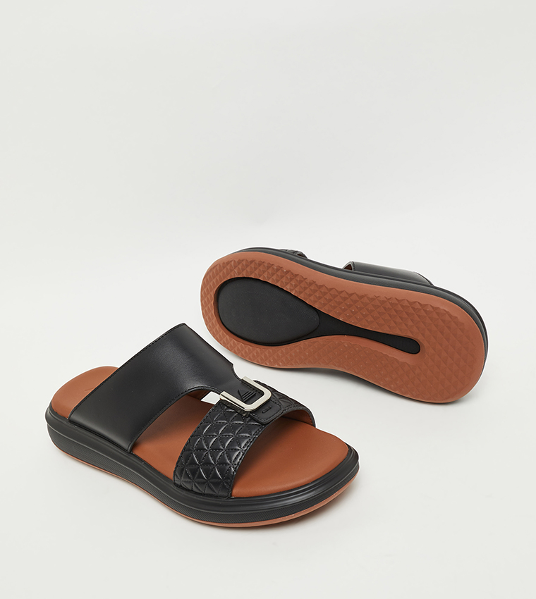Textured Arabic Sandals