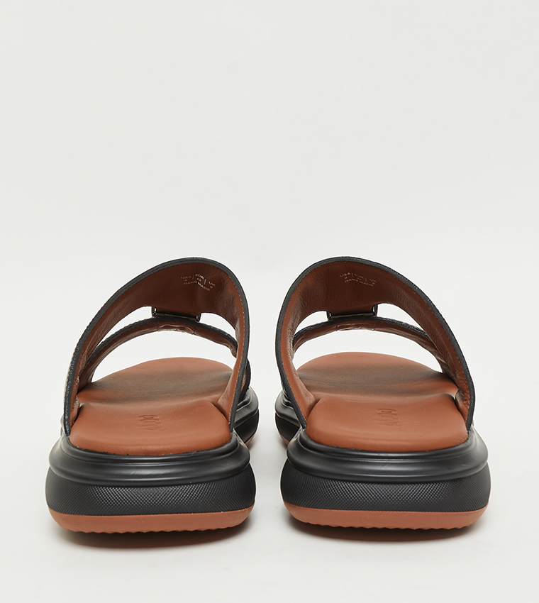 Textured Arabic Sandals