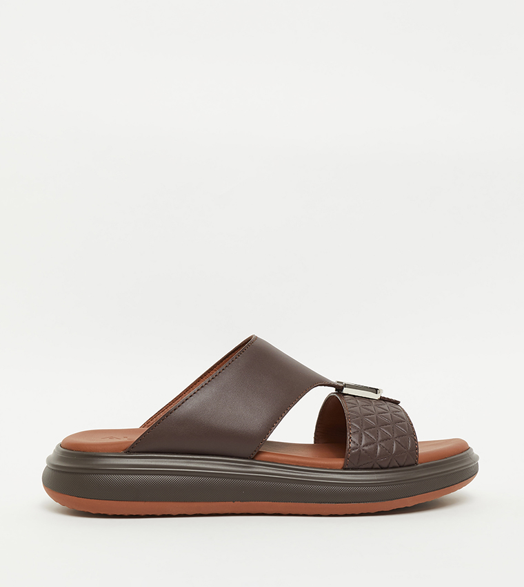 Textured Arabic Sandals