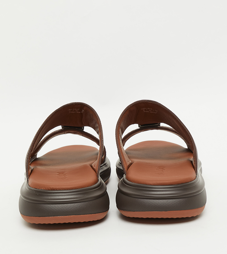 Textured Arabic Sandals