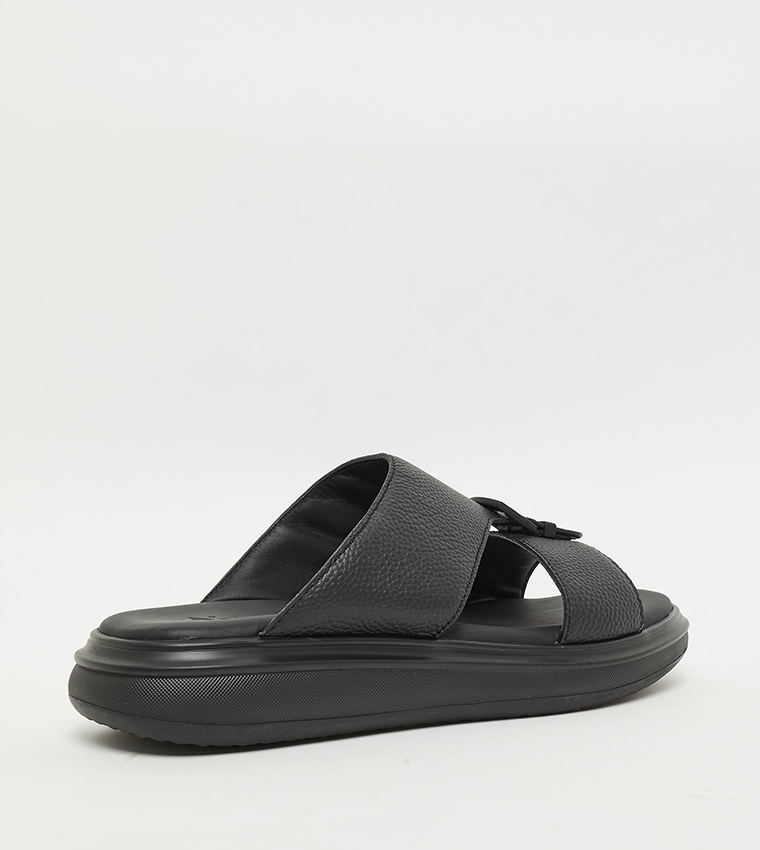 Textured Arabic Sandals