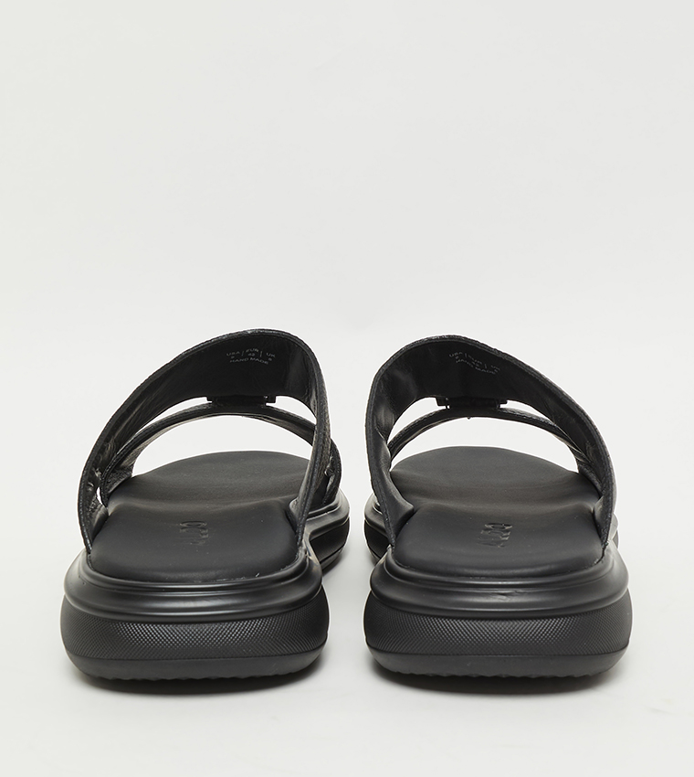 Textured Arabic Sandals