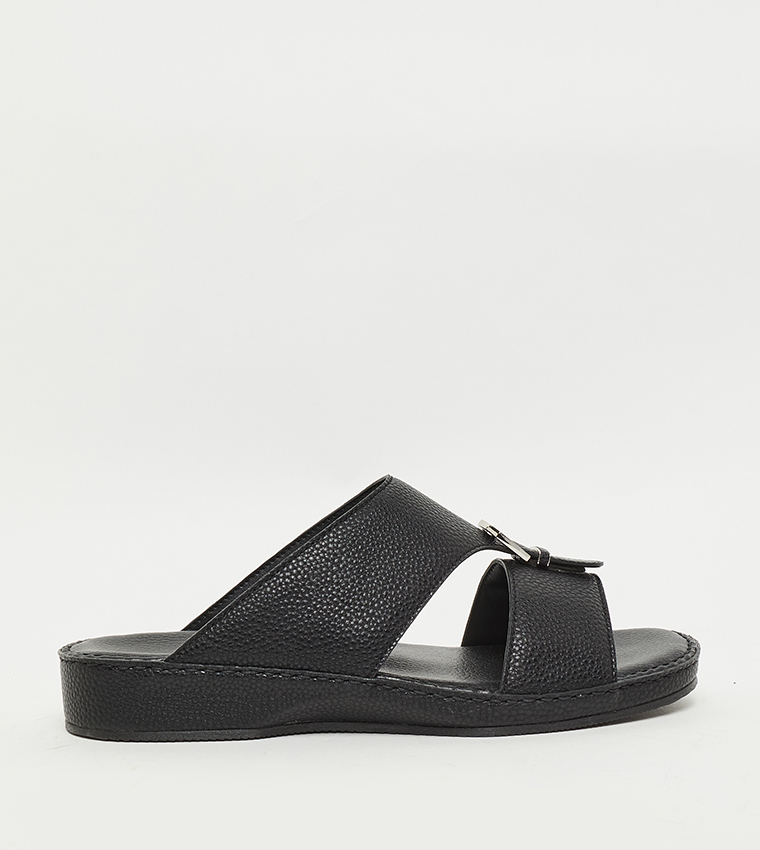 Textured Arabic Sandals