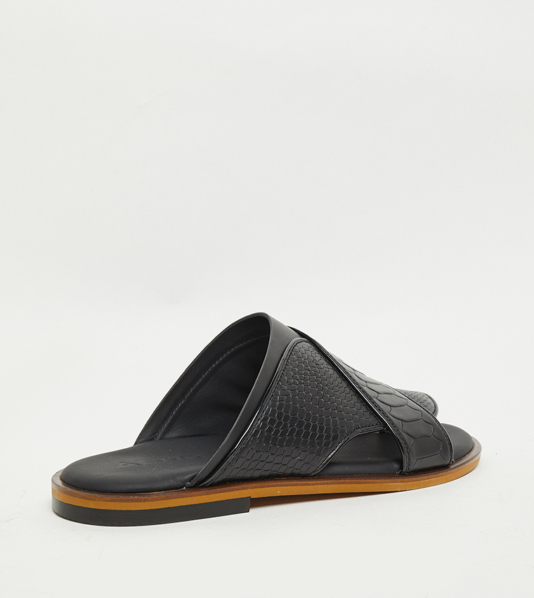 Textured Arabic Sandals
