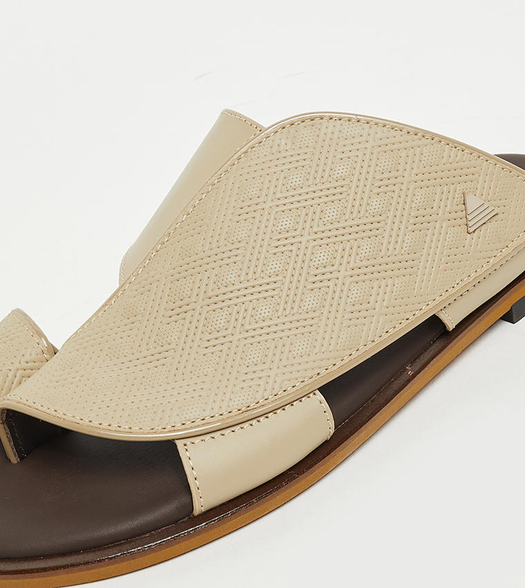 Textured Arabic Sandals