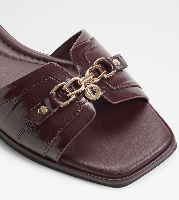 ALAMASSI Metal Accent Flat Sandals