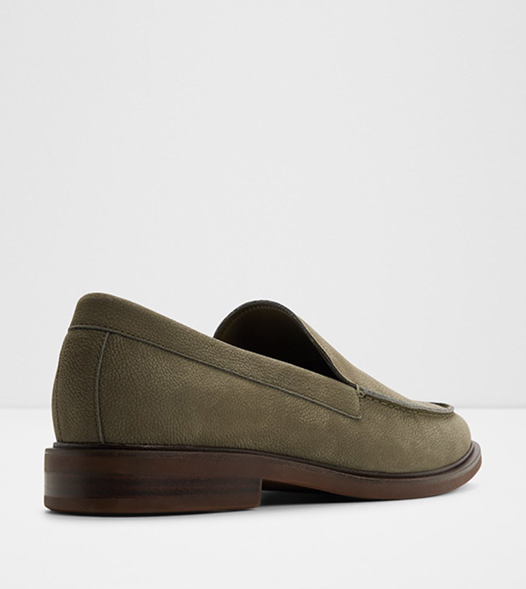 ALFONSO Solid Almond Toe Loafers