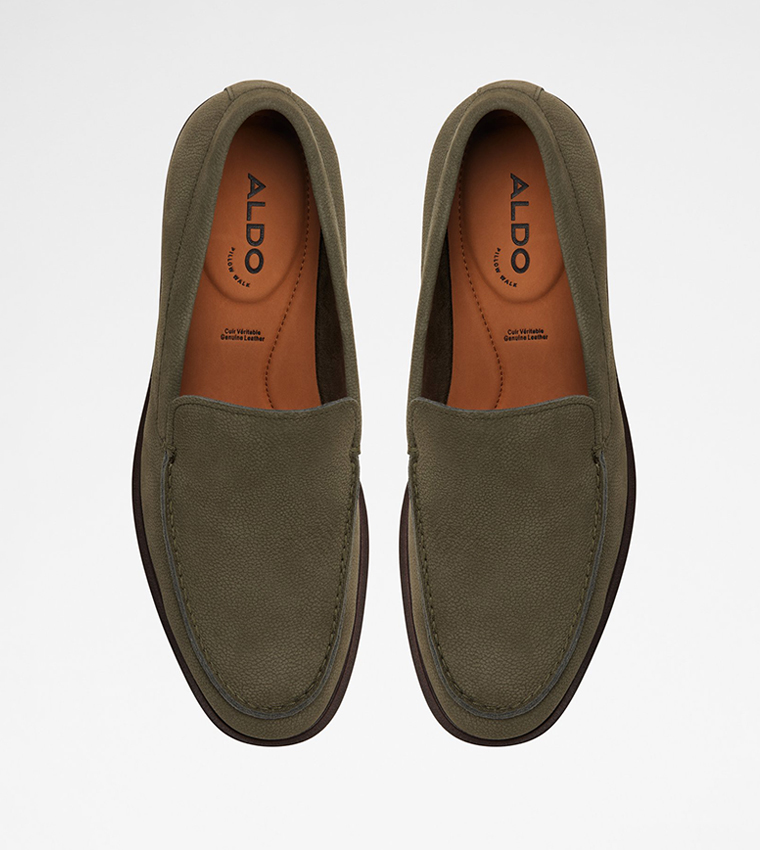ALFONSO Solid Almond Toe Loafers