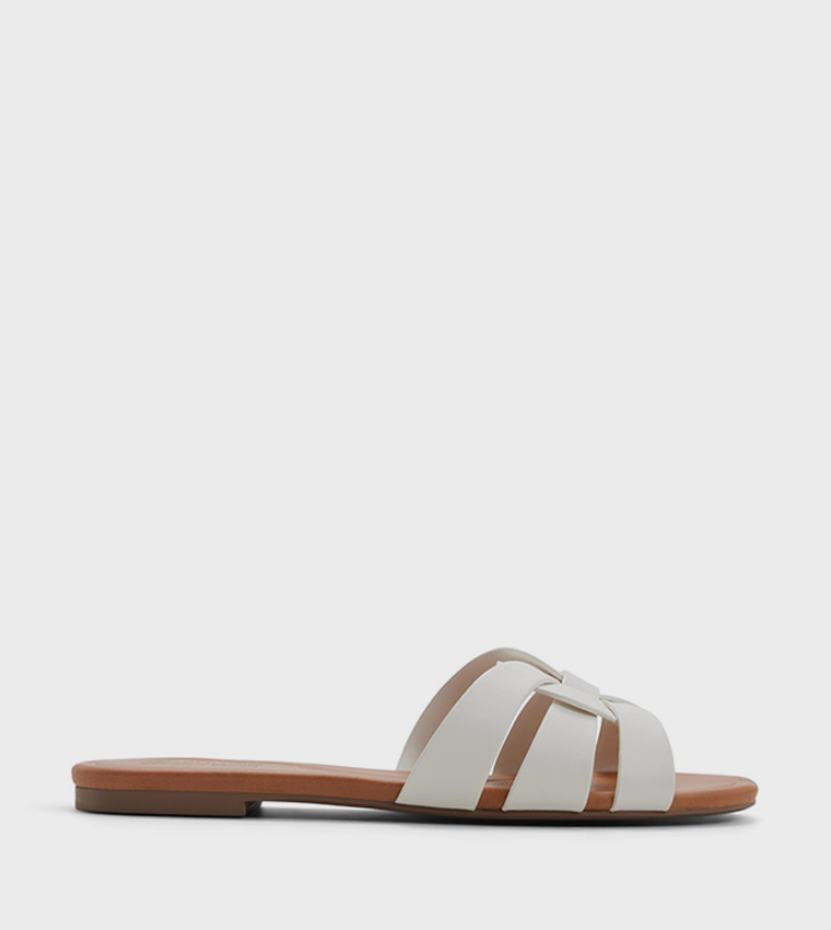 صندل فلات بمقدمة مفتوحة 