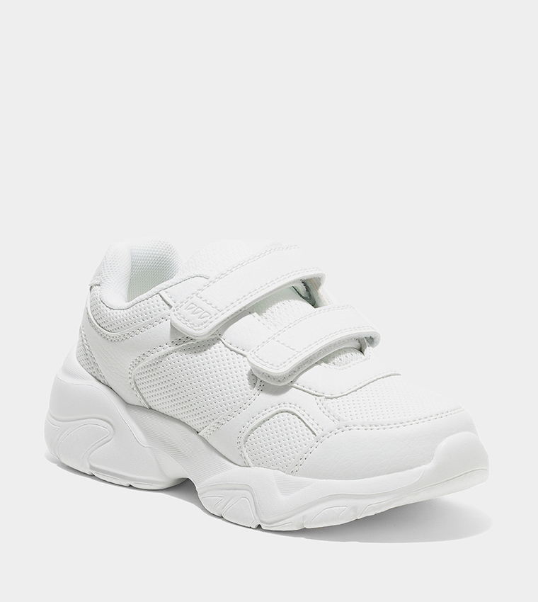 Amica  Low Top - White Low Top