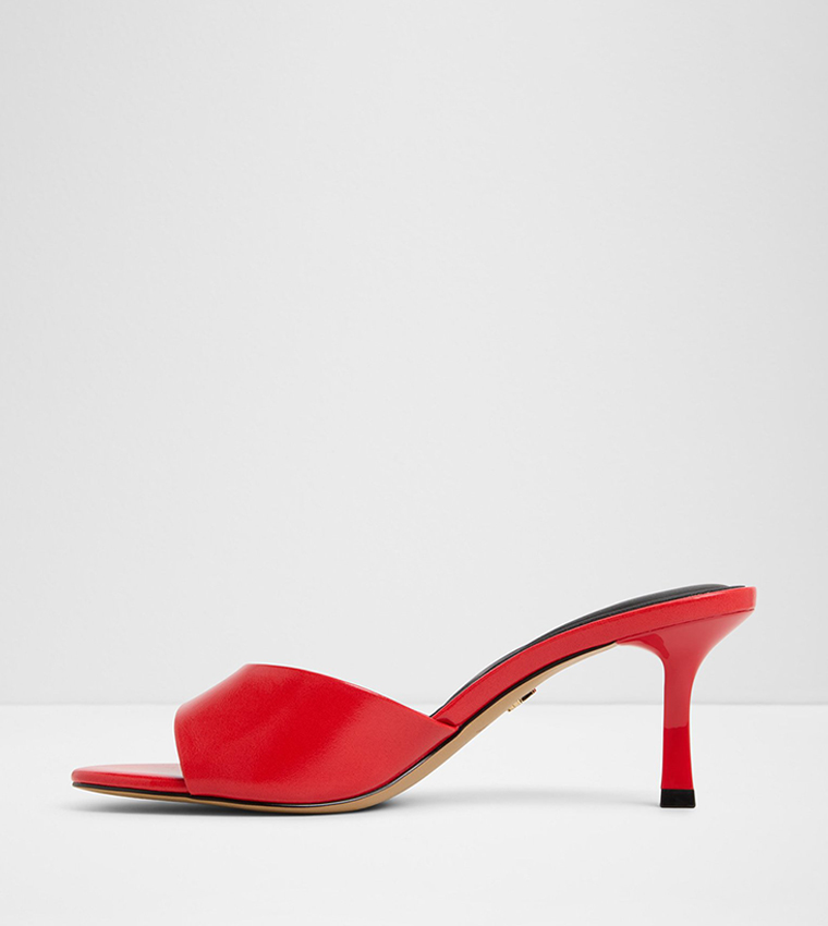 ANNABERAEN Textured Heeled Sandals