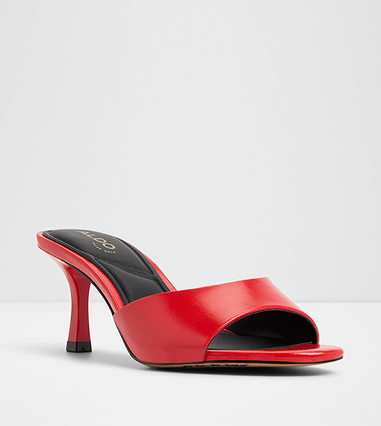ANNABERAEN Textured Heeled Sandals