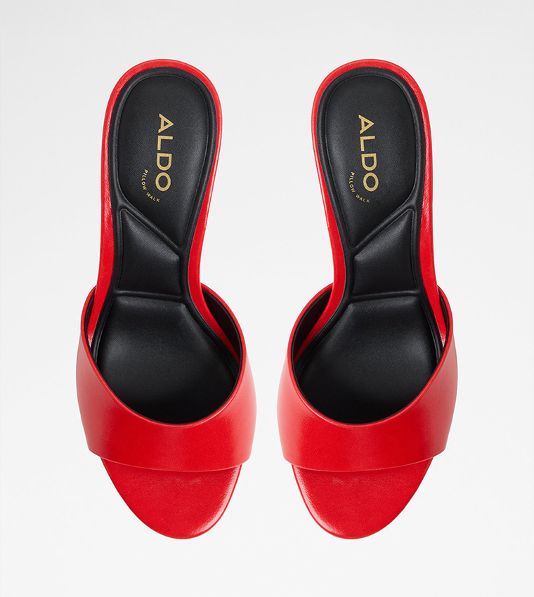 ANNABERAEN Textured Heeled Sandals