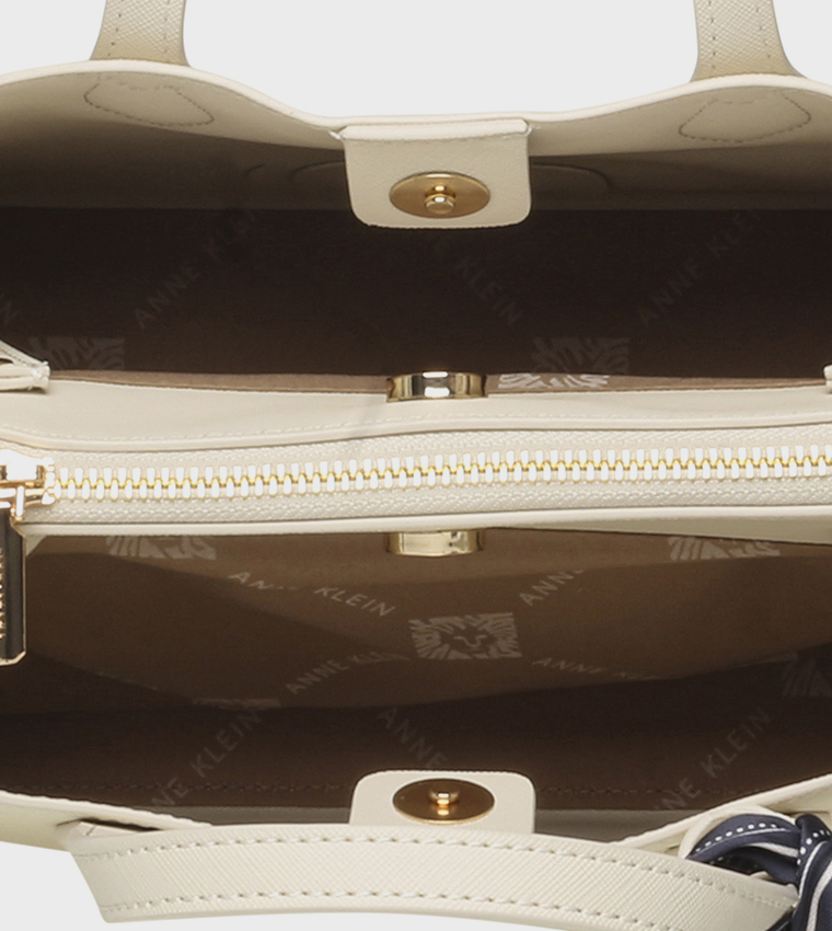آن كلاين  حقائب ساتشل  - كريمي  Satchel Bags