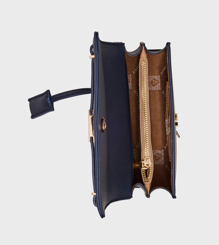 شنطة يد بنقشة