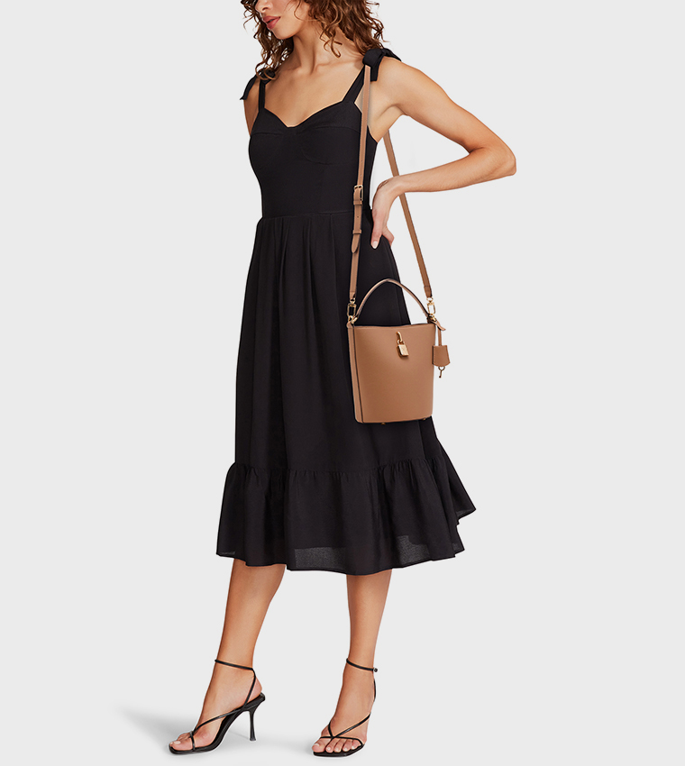 Textured Snap Closure Bucket Bag