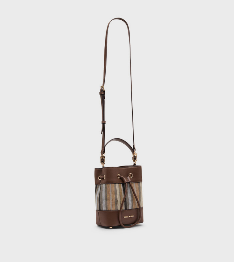 آن كلاين  حقائب يد - بني  Handheld Bags