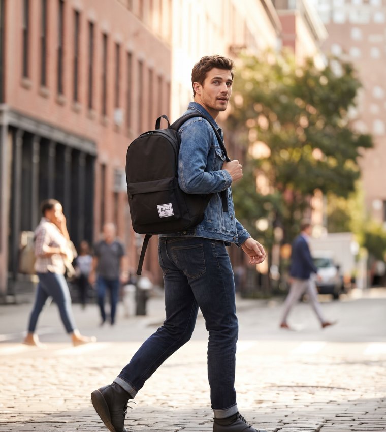 Herschel  Backpacks - Black Backpacks