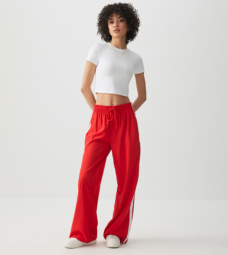 Solid Short Sleeves Fitted Crop Top