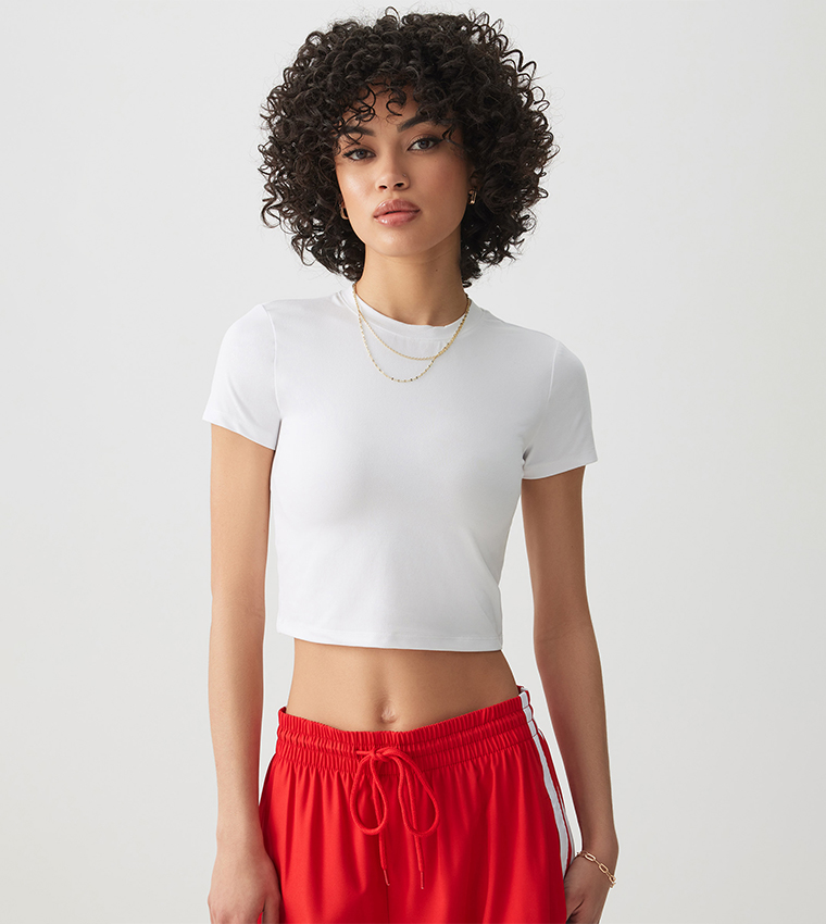 Solid Short Sleeves Fitted Crop Top