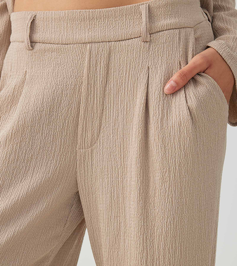 بنطلون مستقيم سيرسكر بكسرات