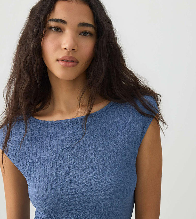 Textured Knit Cap Sleeves Midi Dress