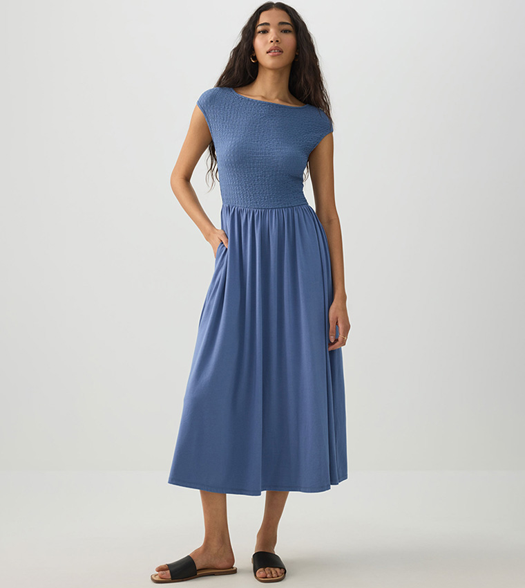 Textured Knit Cap Sleeves Midi Dress
