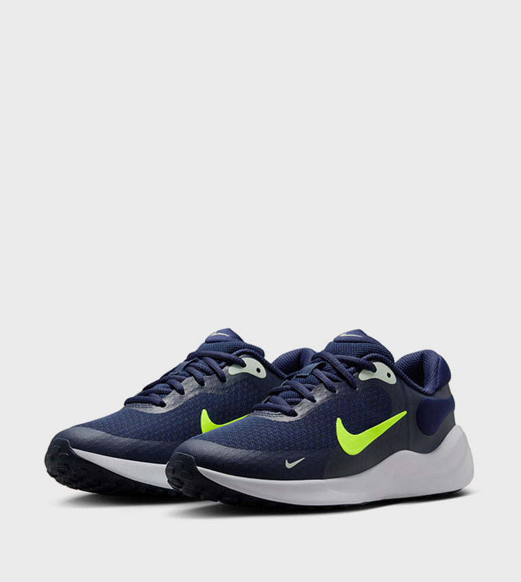 REVOLUTION Logo Detail Running Shoes