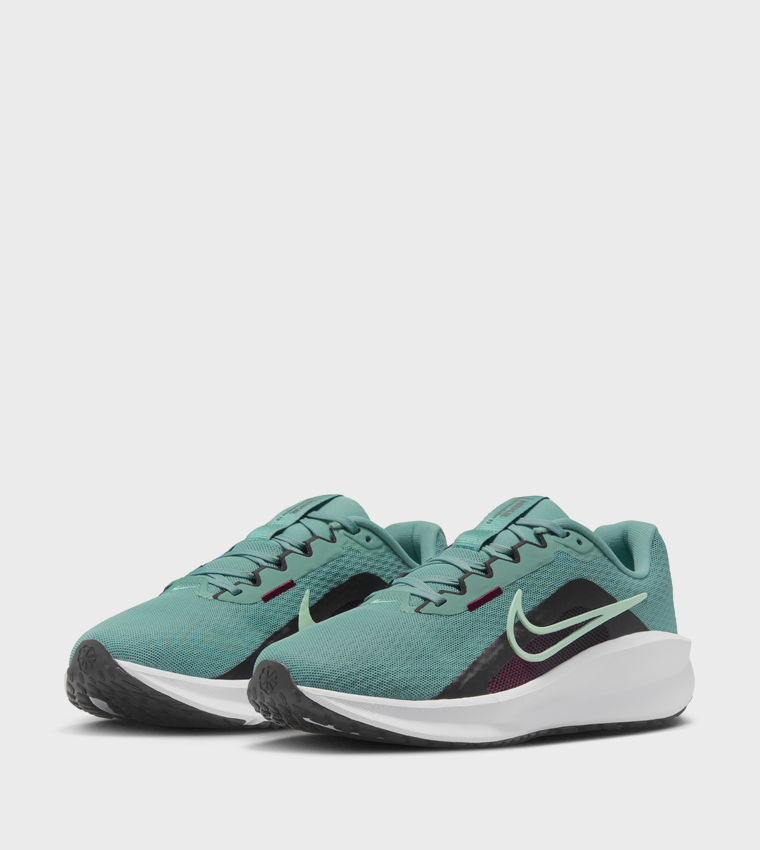 DOWNSHIFTER 13 Running Shoes