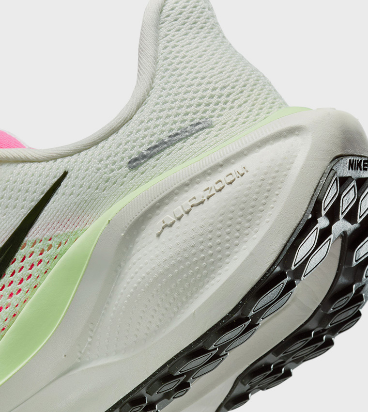 AIR ZOOM PEGASUS Logo Detail Running Shoes