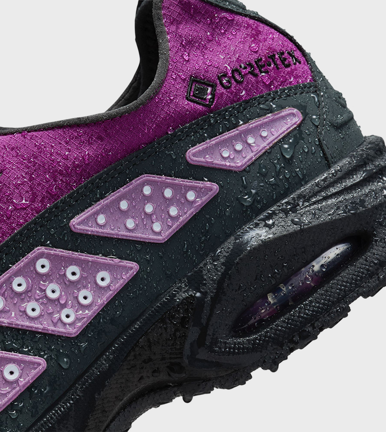 AIR MAX SNDR GTX Zippered Running Shoes