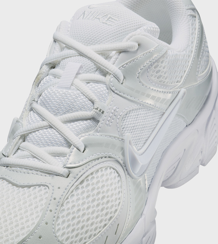 V5 RNR Running Shoes