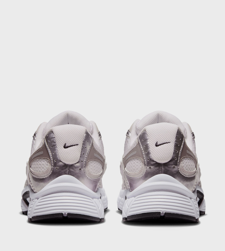 حذاء جري في 5 آر إن آر