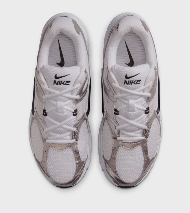 حذاء جري في 5 آر إن آر