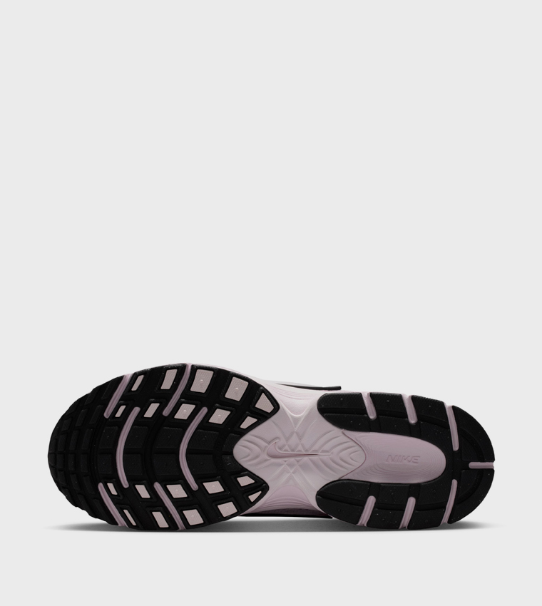 V5 RNR Mesh Low Top Sneakers