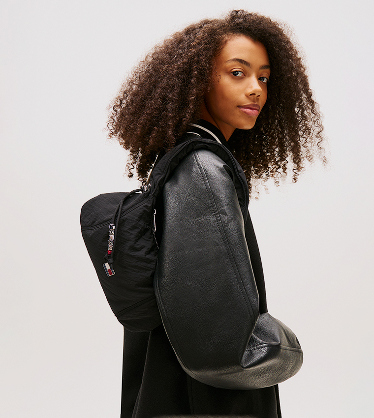 شنطة كتف بسحاب 