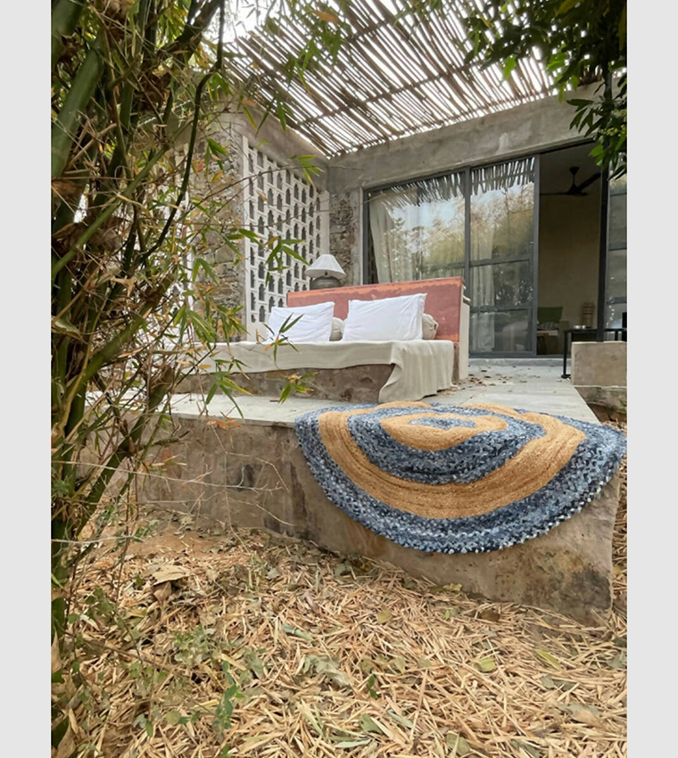 Color Block Round Jute Rug