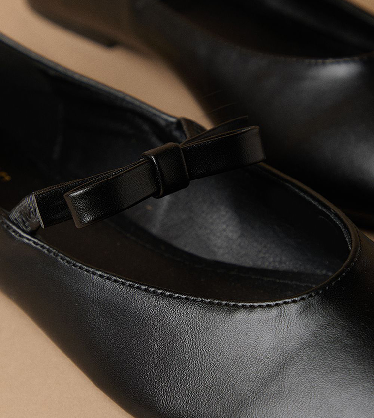 Pippin Bow Detail Mary Jane Shoes