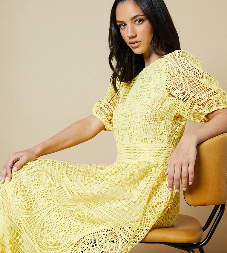 Buy Oasis Lace Puff Sleeves Maxi Dress In Yellow | 6thstreet Saudi Arabia
