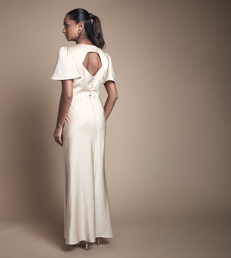 Buy Oasis Deep V Fluted Sleeves Maxi Bridesmaid Dress In Beige | 6thStreet  Kuwait
