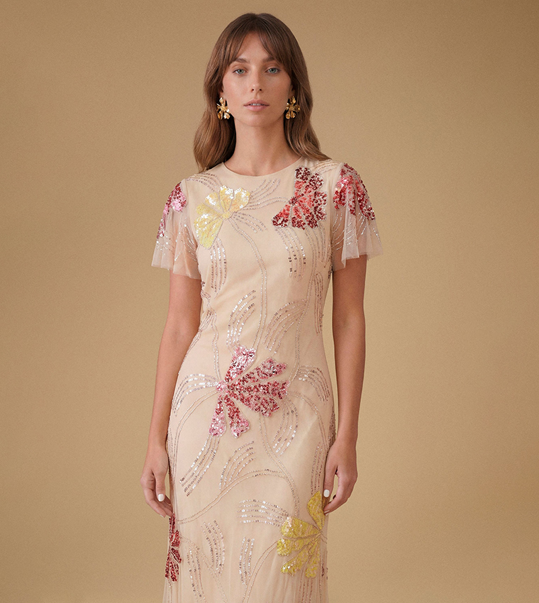 Fan Floral Embellished Angel Sleeves Maxi Dress