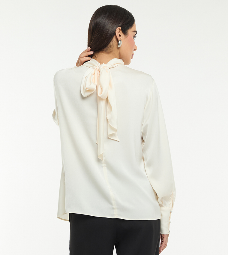 بي سي بي جي  توبات كاجوال  - أوف وايت Casual Tops