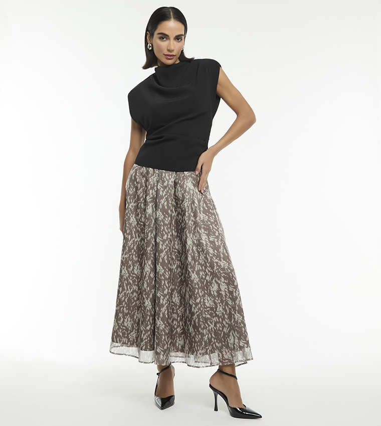 بي سي بي جي  توبات كاجوال  - أسود Casual Tops