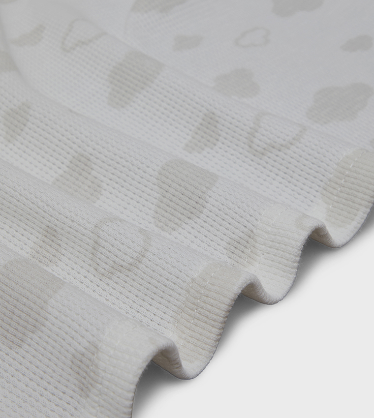 9 Piece Single-Layer Blanket