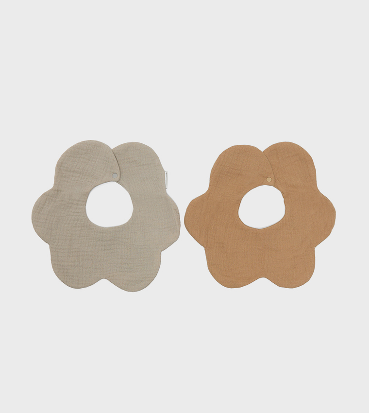 2 Pack 6-Layer Crepe Petal Bibs 