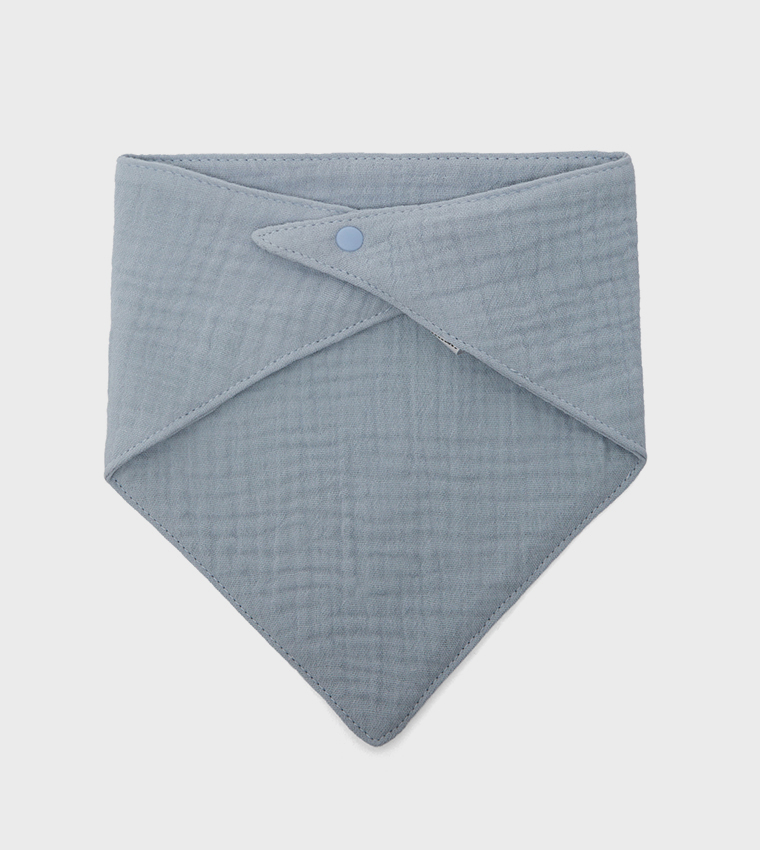 6-Layer Crepe Triangular Bib