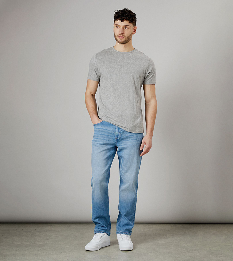 Light Wash Stretch Straight Fit Jeans